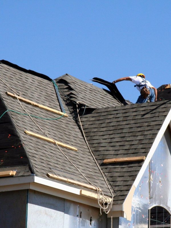Commercial and Residential Roofing Contractor in Florida